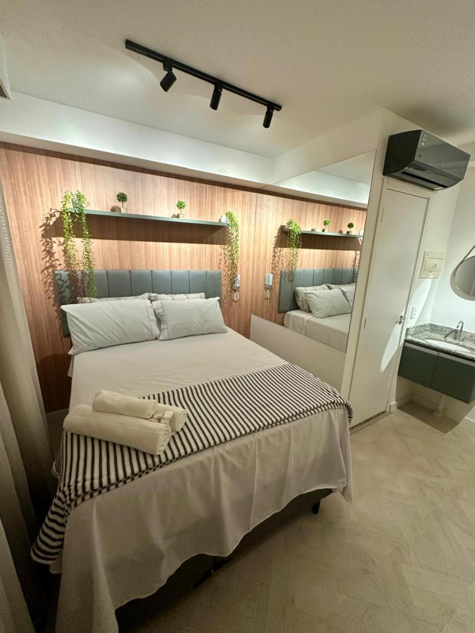 Moderno Estudio Em Bela Vista, Prox A Paulista, Hospitais, Bares E Metro *